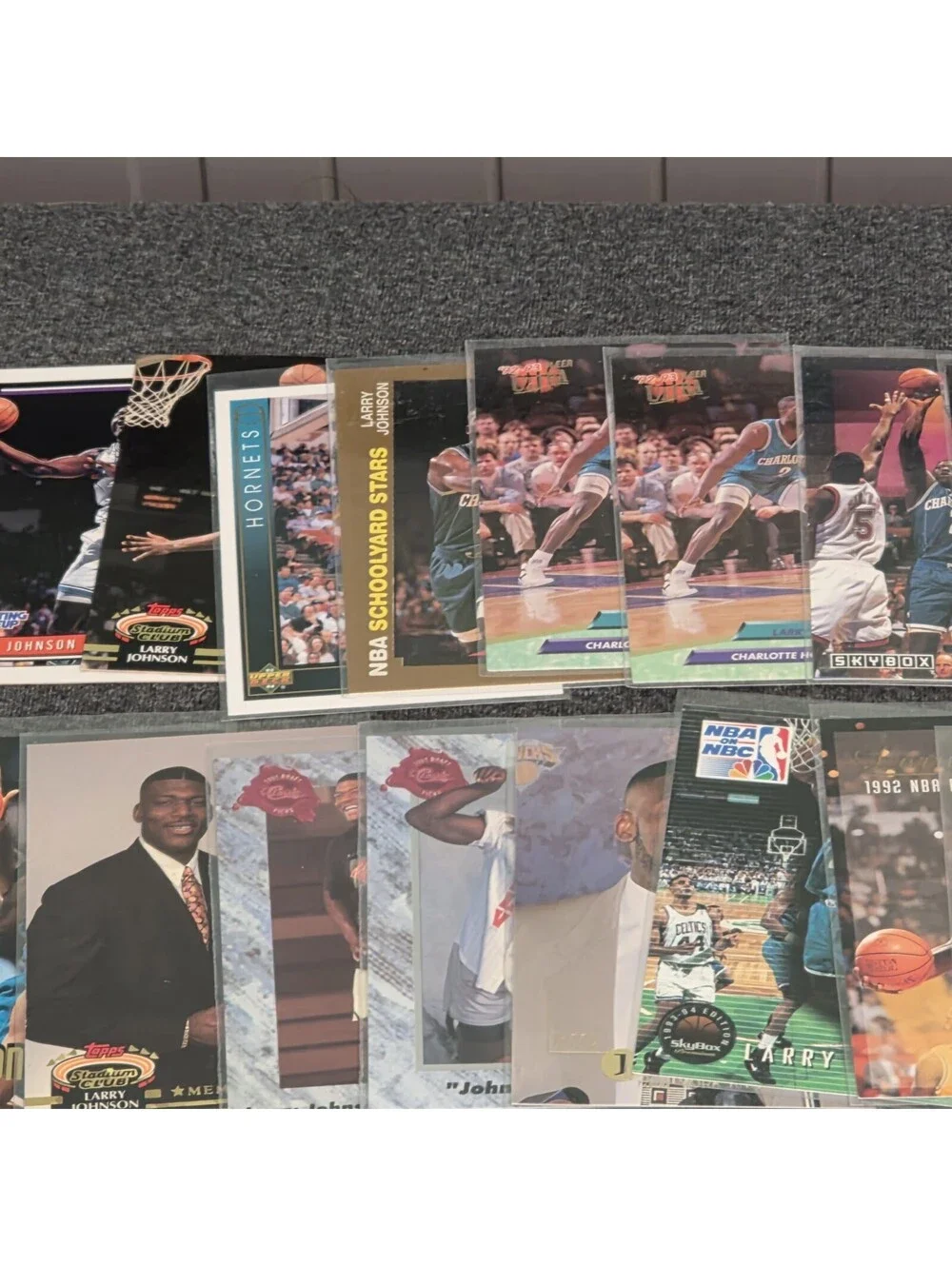 Larry Johnson Lot of 77 NBA Basketball Cards Collection - Rookies, Inserts Base